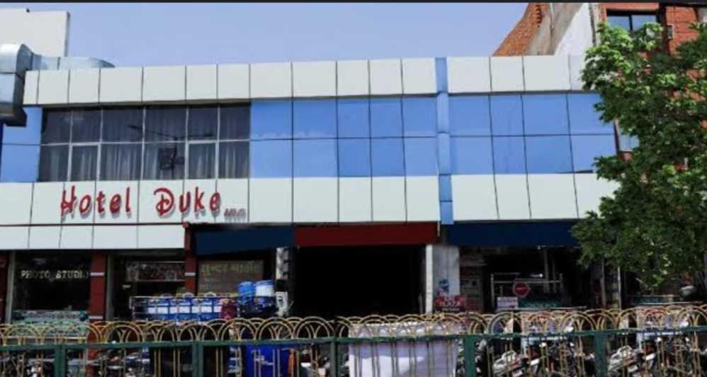 Oyo Hotel Duke Inn Jhānsi Eksteriør bilde