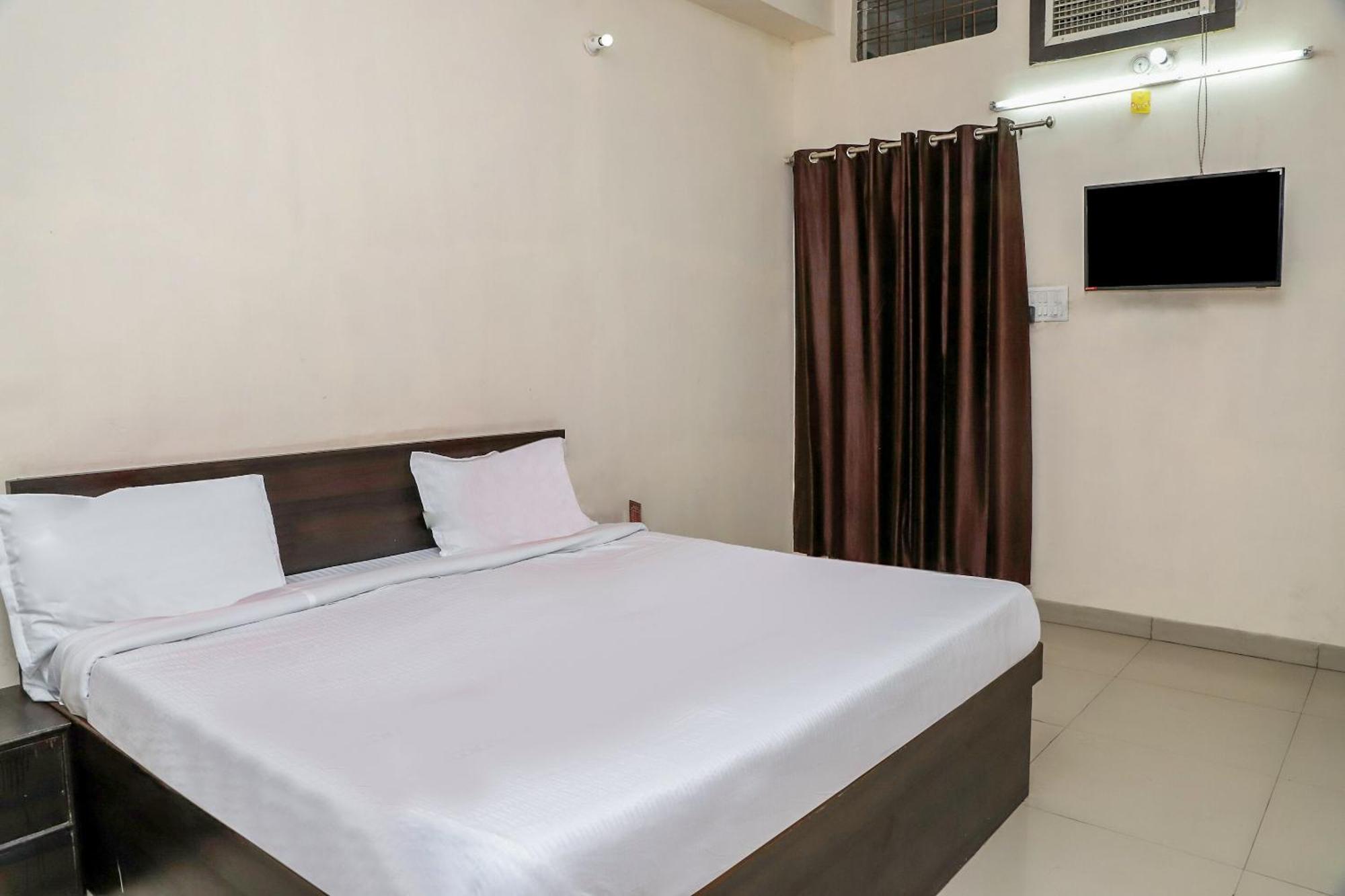 Oyo Hotel Duke Inn Jhānsi Eksteriør bilde